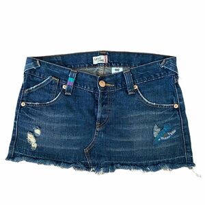 Levi's Embroidered Mini Denim Skirt size 11